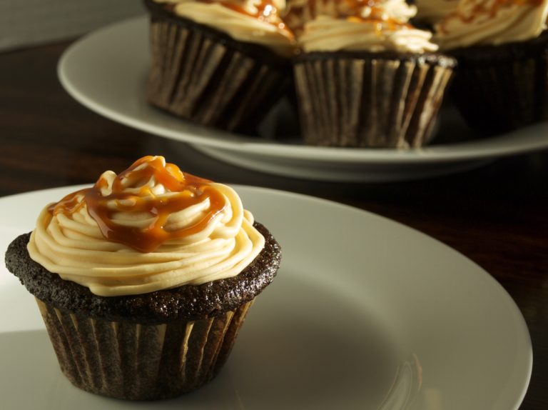 black magic cupcakes