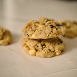 Stacked cookies